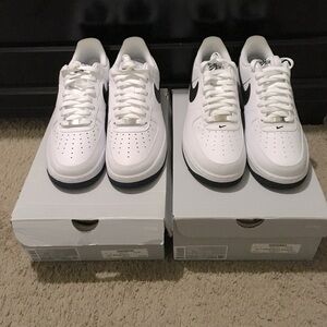 (2) Air Force One Sneakers ‘07